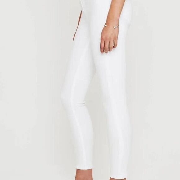 NWOT AG The Legging Ankle Supper Skinny White Jean. Size 30R. - Picture 2 of 15